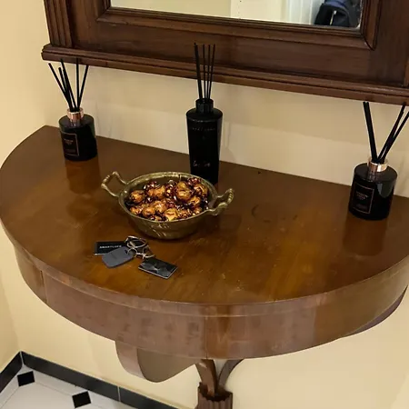 Charming & Lovely Downtown Apartment *