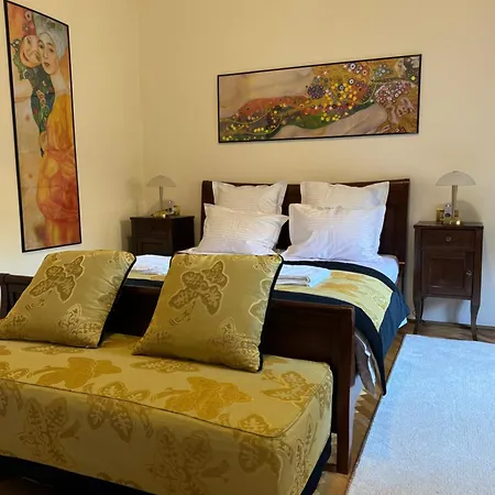 Apartment Charming & Lovely Downtown Timisoara