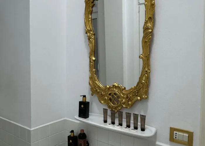 Charming & Lovely Downtown